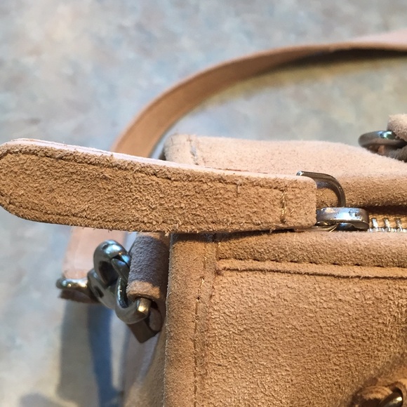 Urban Outfitters suede purse - Picture 3 of 10
